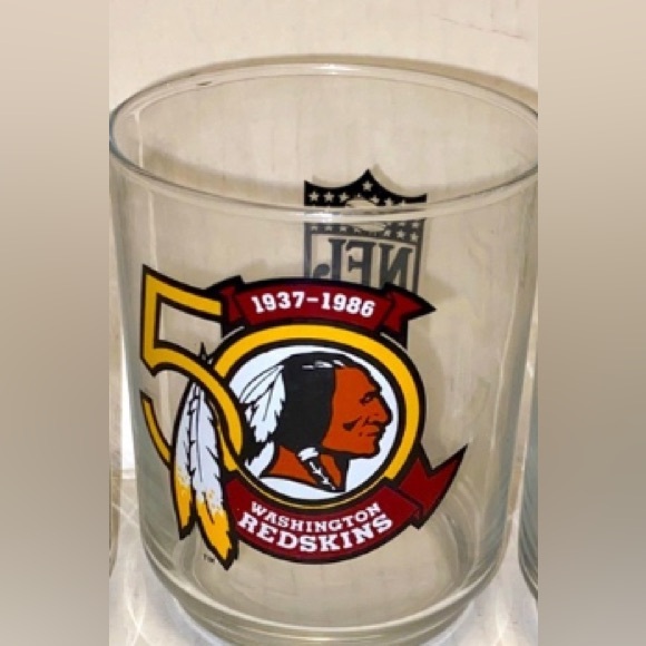 Vtg Washington Redskins 50th Anniversary Glasses 1937-1986 NFL Football Lot Of 4 - Picture 3 of 5